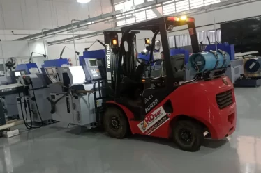 Empilhadeira a gás: quais são os benefícios?