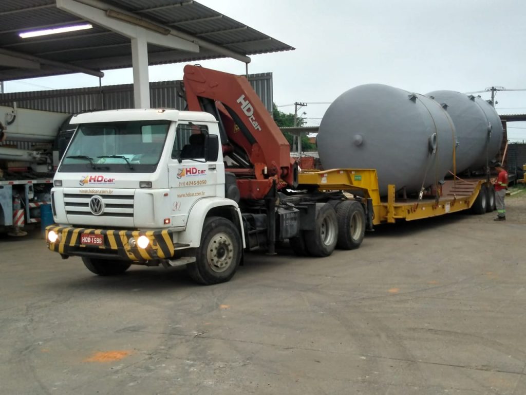Serviço de transporte de cargas: onde encontrar com segurança e previsibilidade
